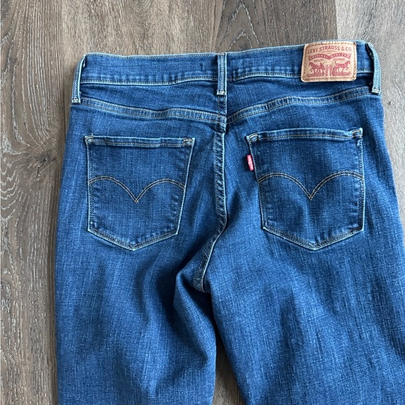 Levi’s Jeans.  315 Shaping Bootcut. Women’s size 29. Great used condition! - Picture 8 of 9